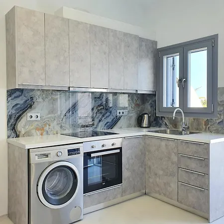 Secret North House * Pýrgos