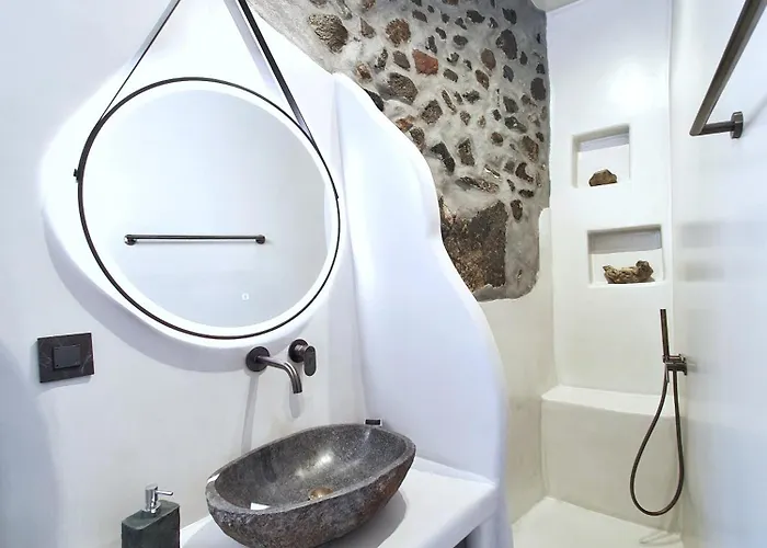 Secret North House Pýrgos